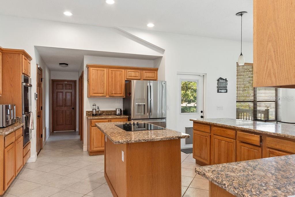 Image 9 of 20 For 1320 Trail By The Lake