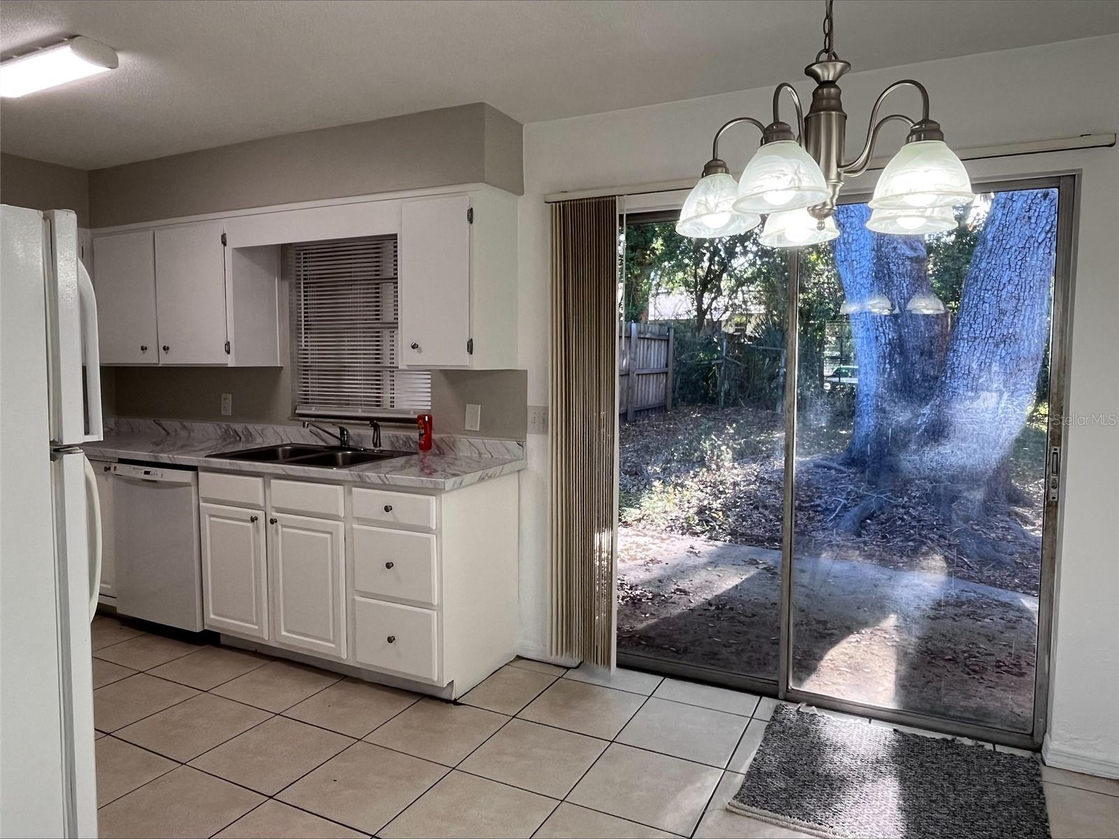 Image 7 of 12 For 1516 Boundary Street