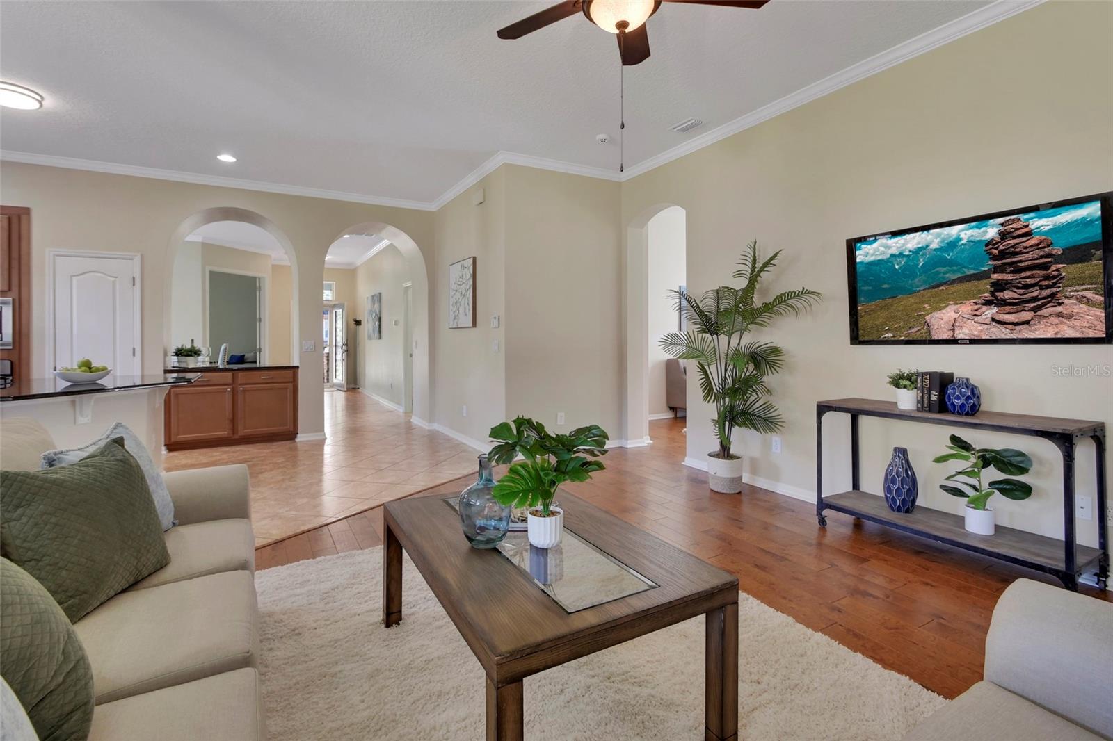 Image 14 of 48 For 186 Birchmont Drive