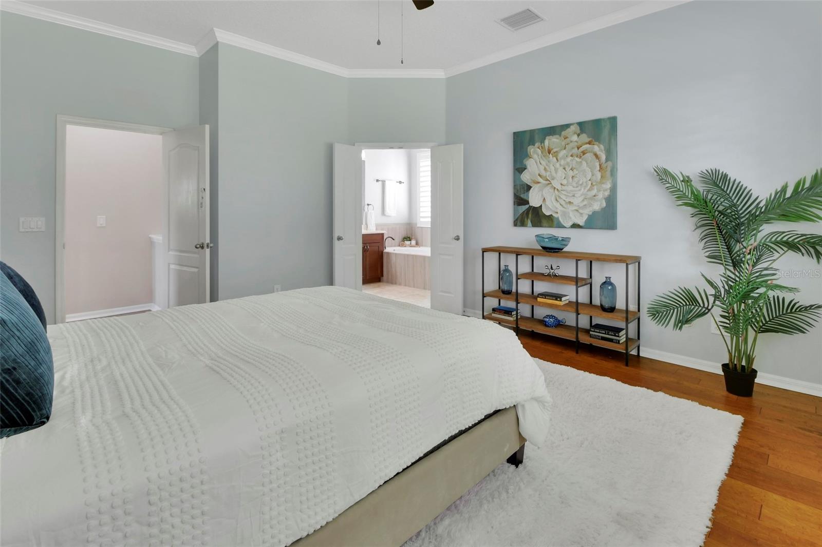 Image 24 of 48 For 186 Birchmont Drive