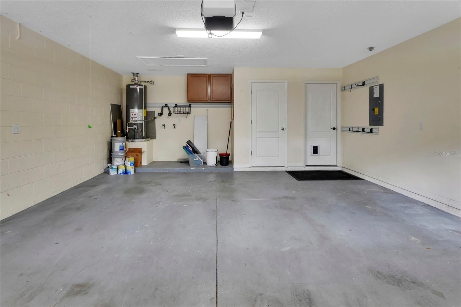 Image 36 of 48 For 186 Birchmont Drive