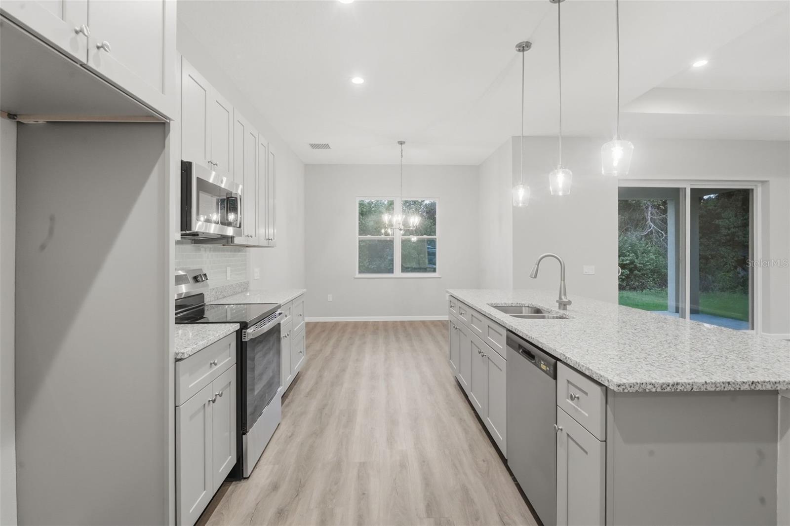 Image 10 of 37 For 3 Amigos Road