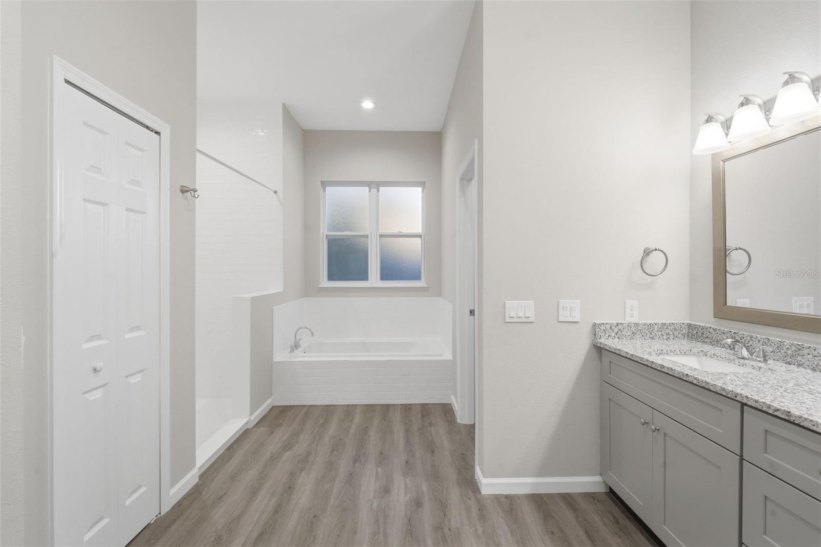 Image 27 of 37 For 3 Amigos Road