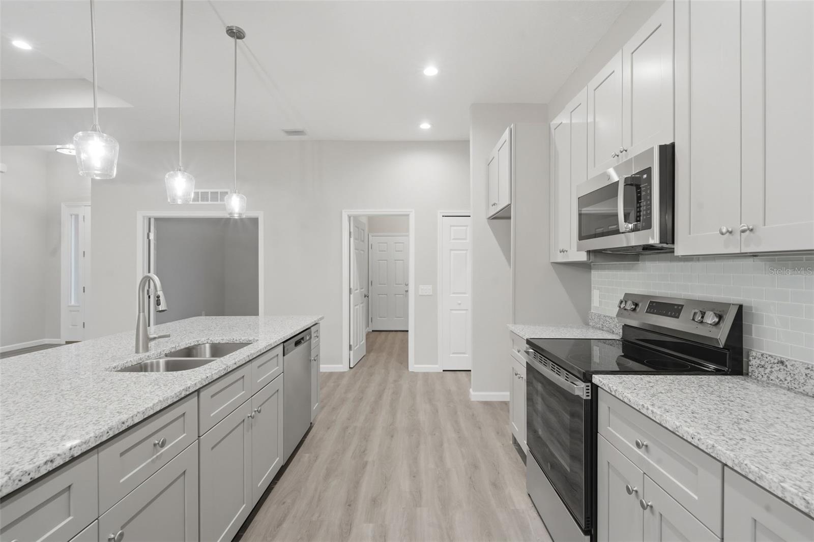 Image 8 of 37 For 3 Amigos Road