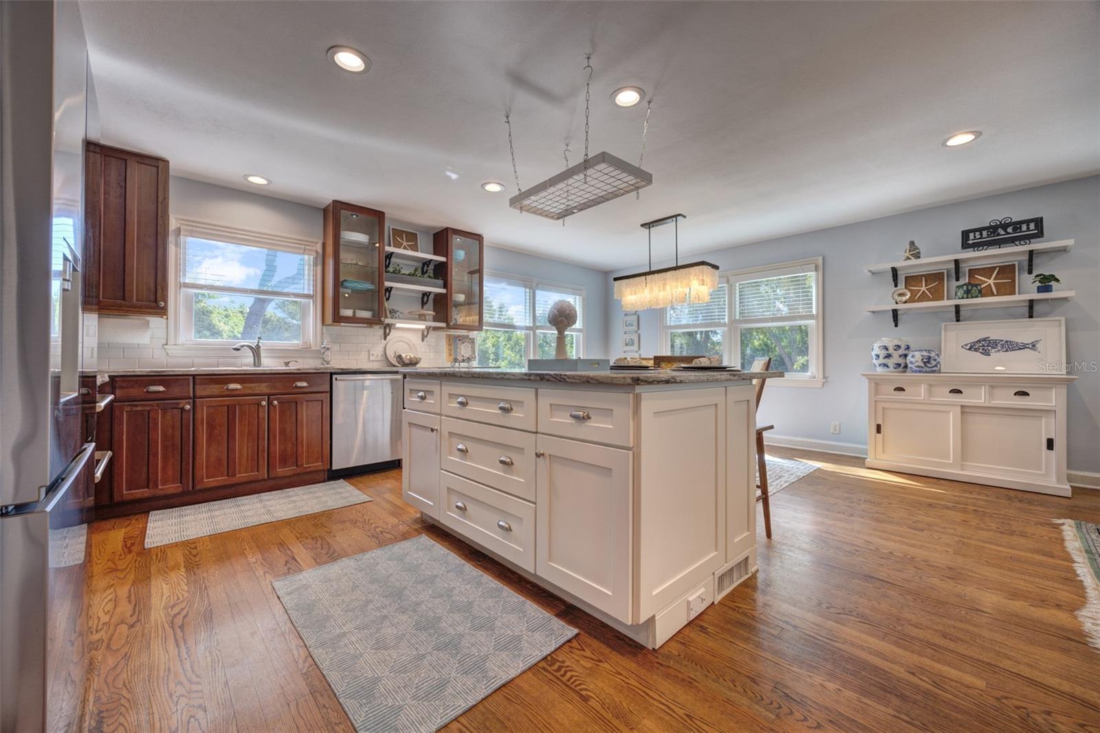 Image 15 of 100 For 105 Riverside Drive