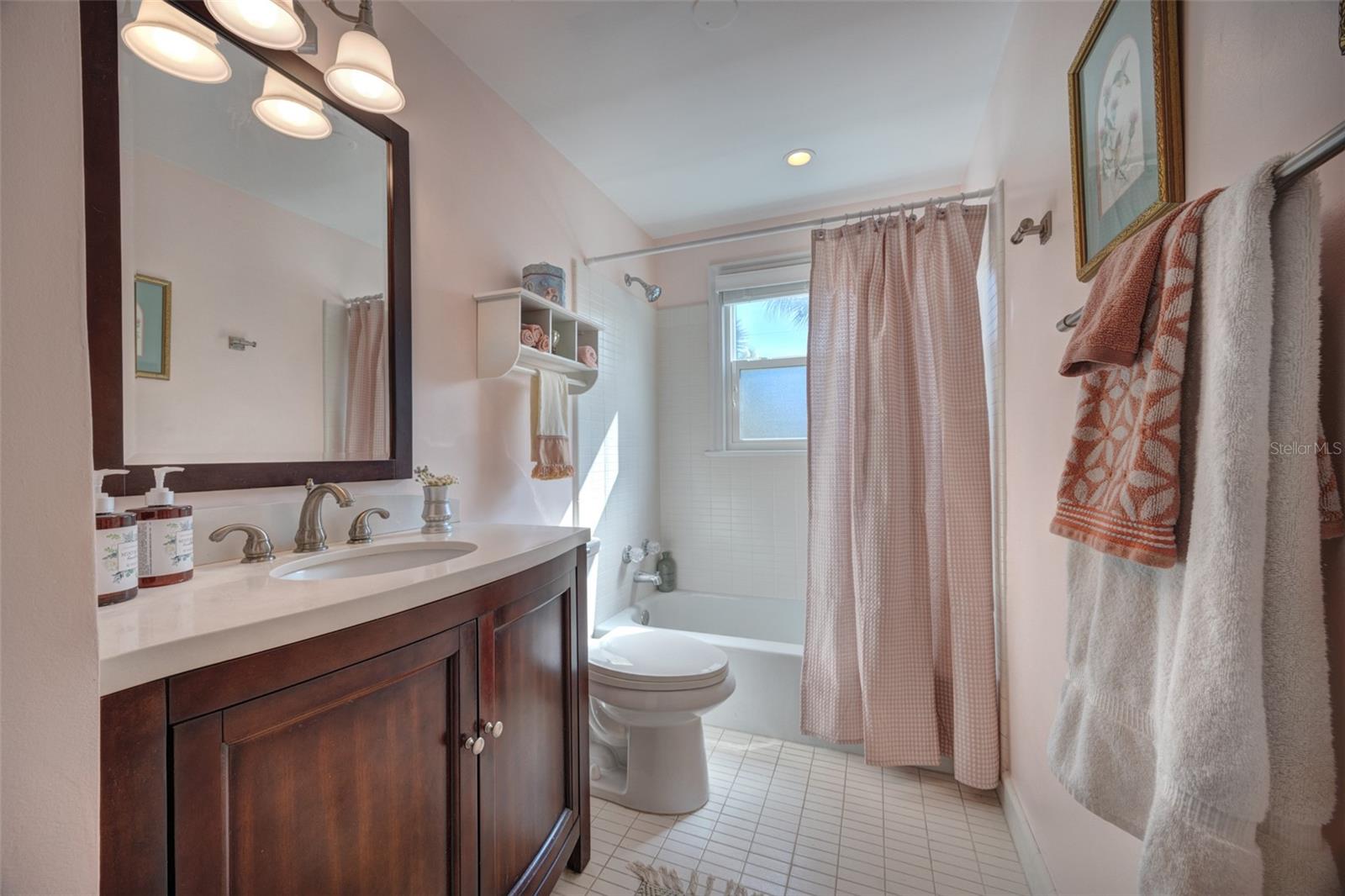 Image 22 of 100 For 105 Riverside Drive