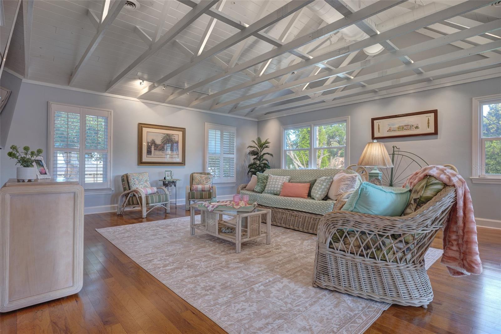 Image 28 of 100 For 105 Riverside Drive