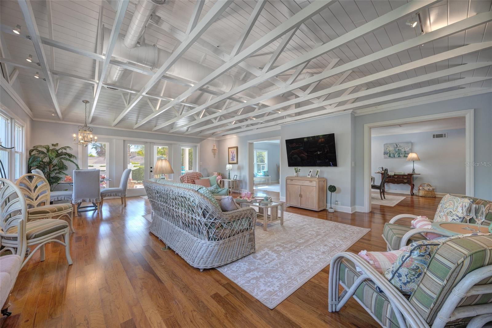 Image 30 of 100 For 105 Riverside Drive