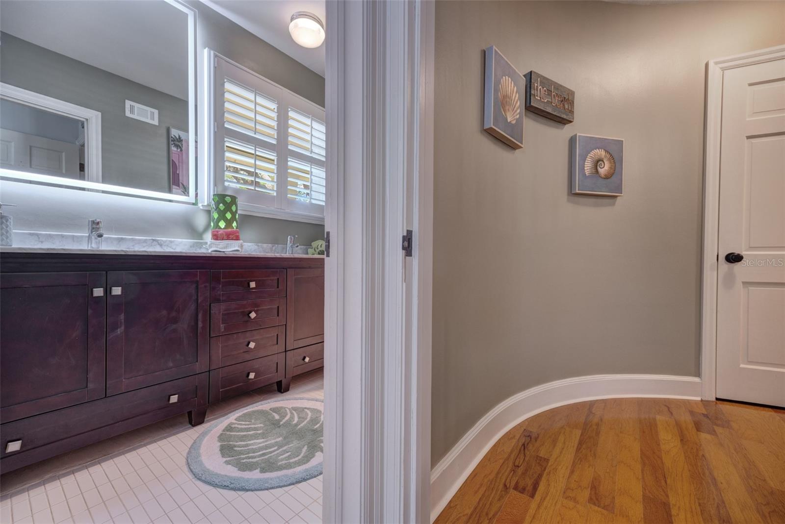 Image 41 of 100 For 105 Riverside Drive