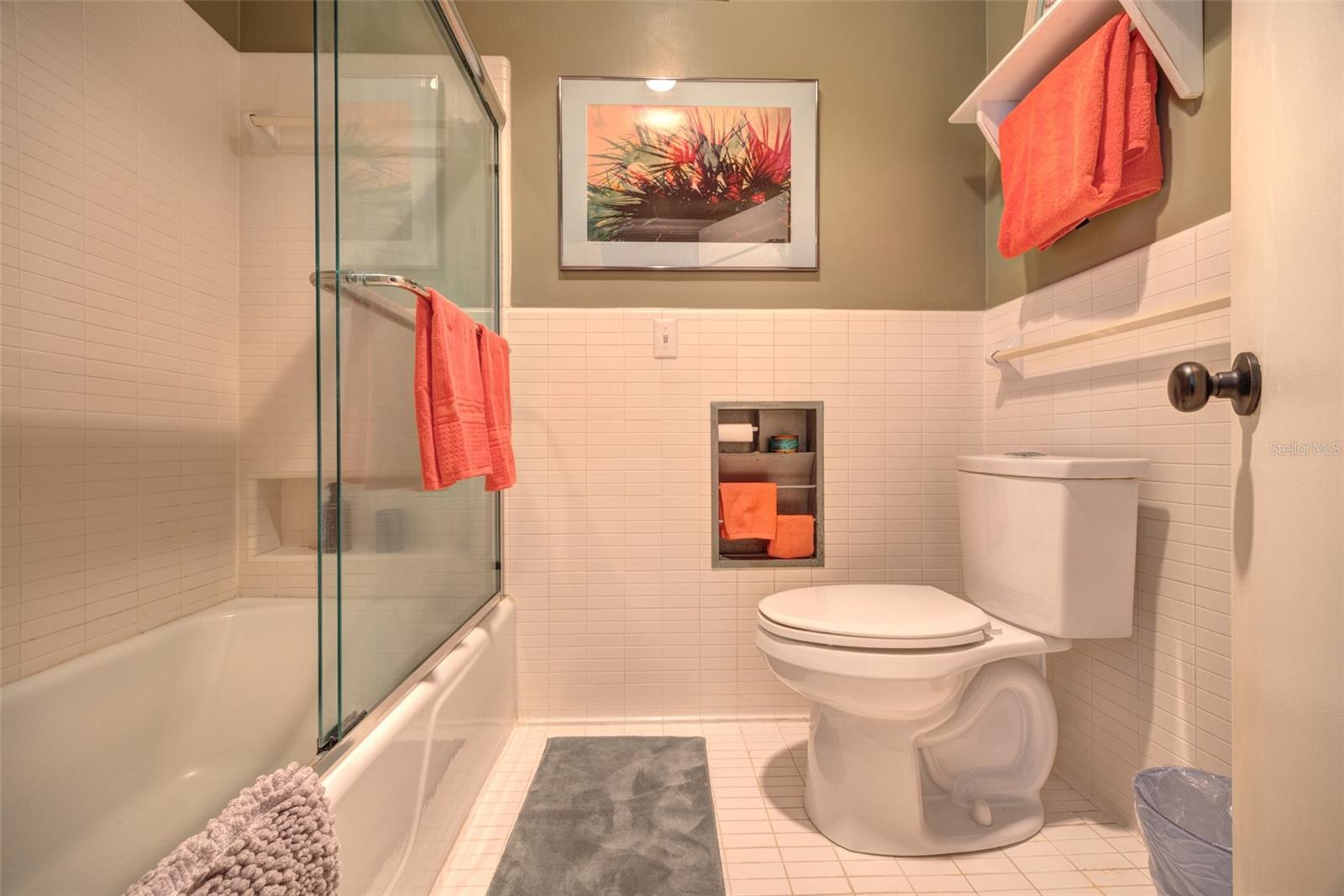 Image 48 of 100 For 105 Riverside Drive