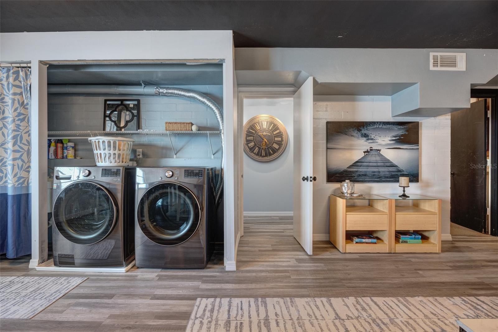 Image 74 of 100 For 105 Riverside Drive