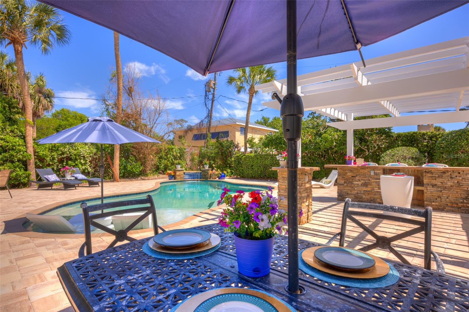 Image 92 of 100 For 105 Riverside Drive