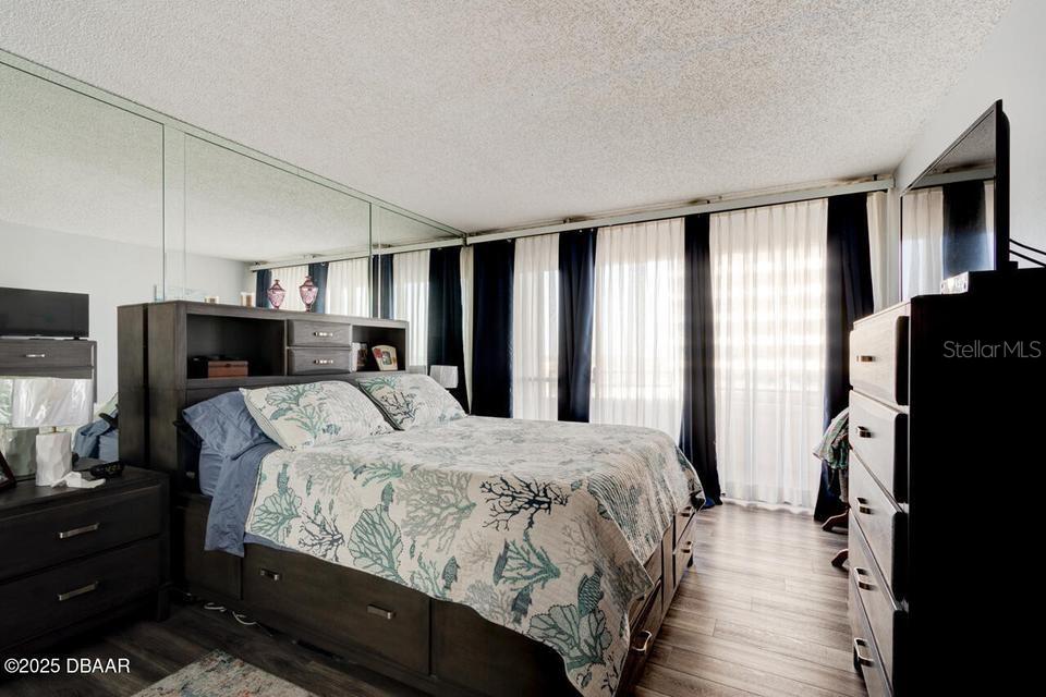 Image 11 of 43 For 2828 Atlantic Avenue 303