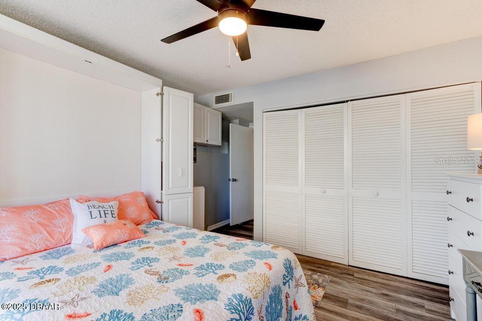 Image 15 of 43 For 2828 Atlantic Avenue 303