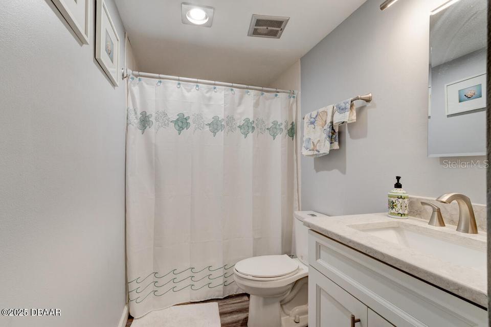 Image 16 of 43 For 2828 Atlantic Avenue 303