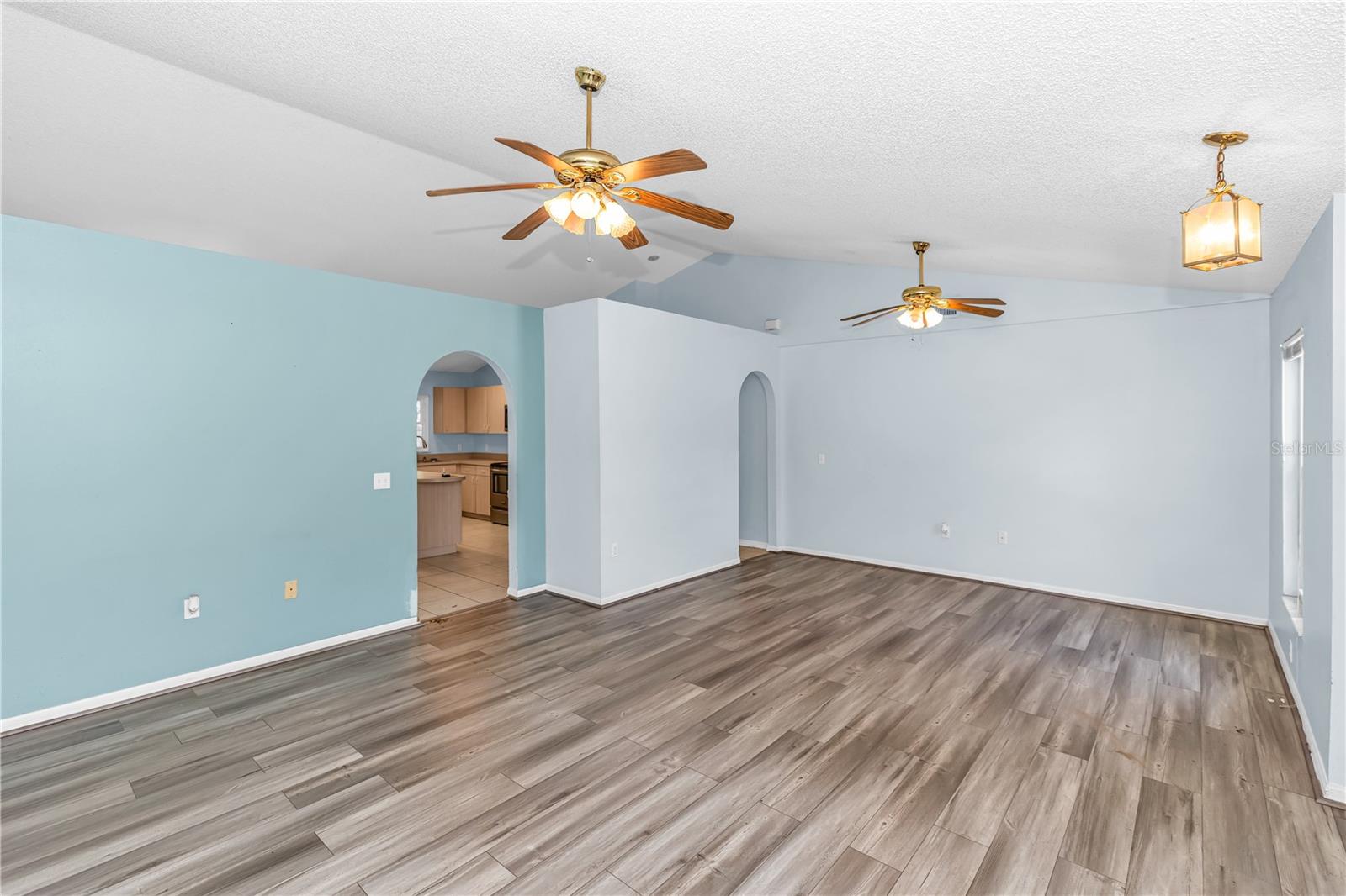 Image 4 of 30 For 3445 Angelica Street