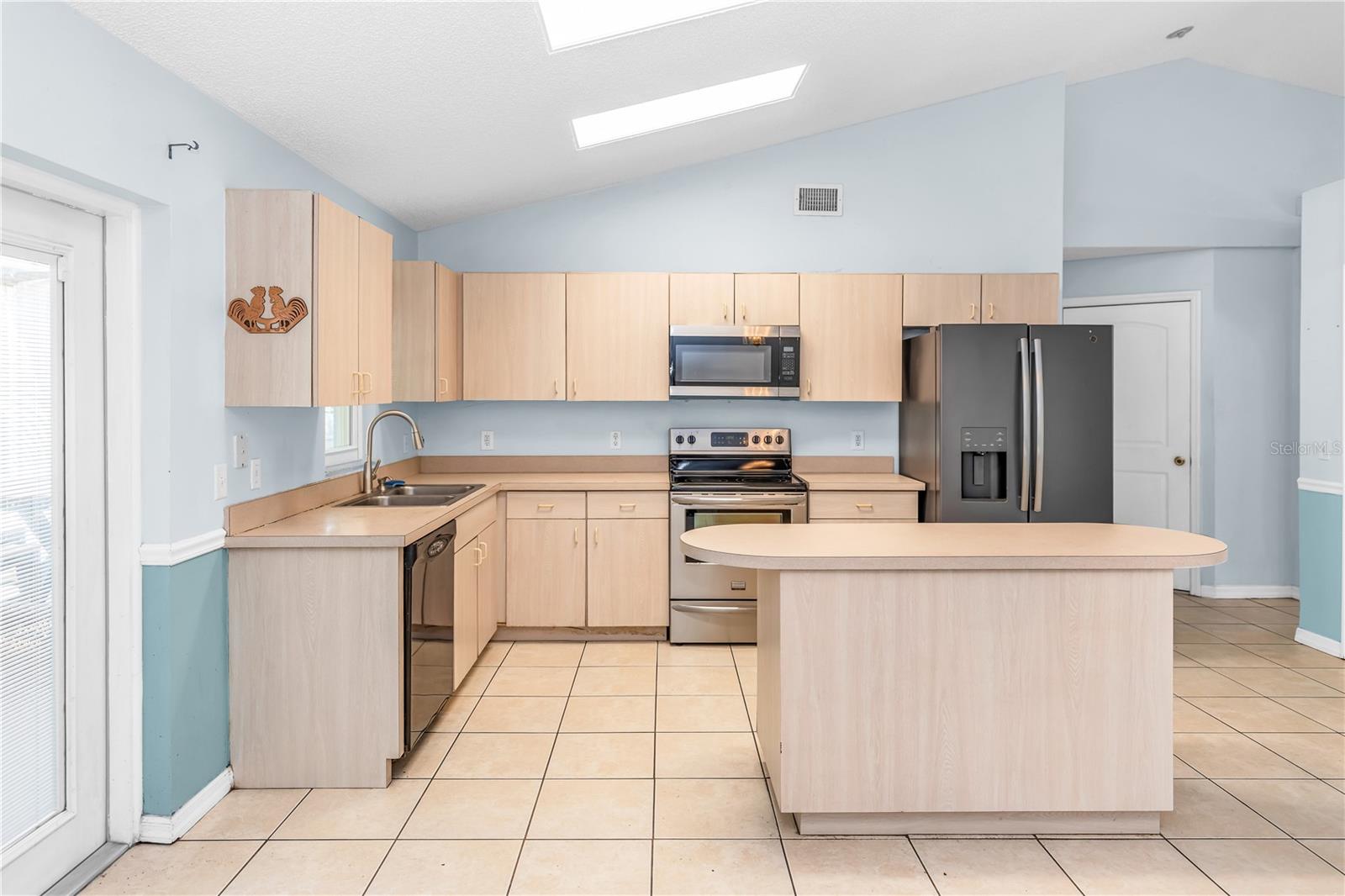 Image 7 of 30 For 3445 Angelica Street