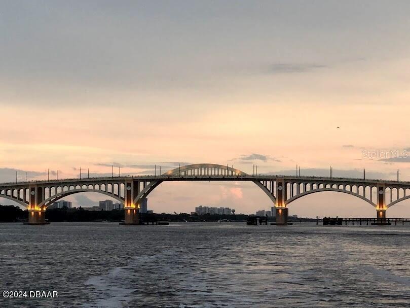 Image 51 of 55 For 2828 Atlantic Avenue 604