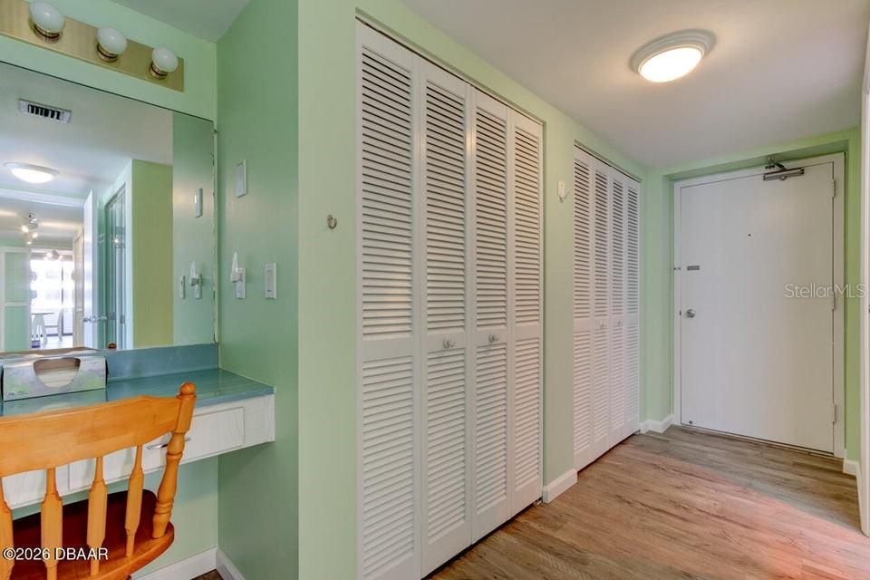 Image 18 of 41 For 2828 Atlantic Avenue 701