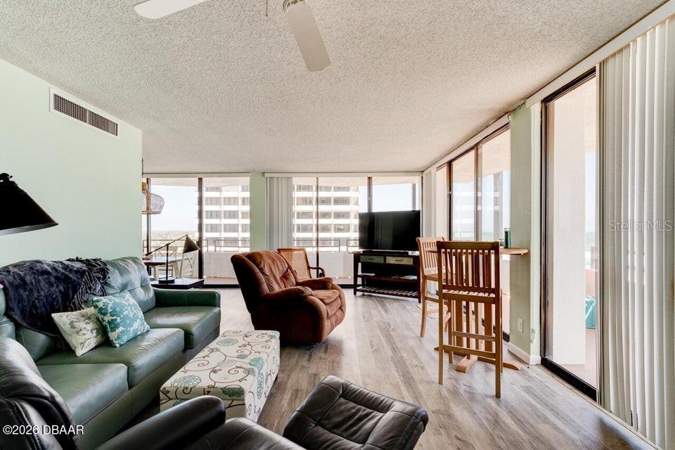 Image 2 of 41 For 2828 Atlantic Avenue 701