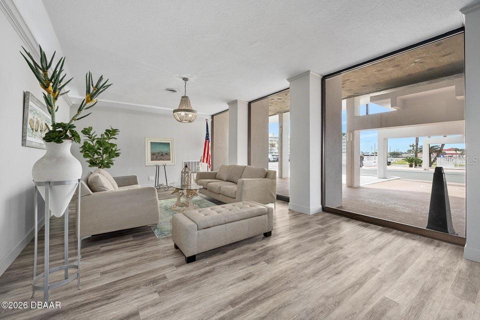 Image 37 of 41 For 2828 Atlantic Avenue 701