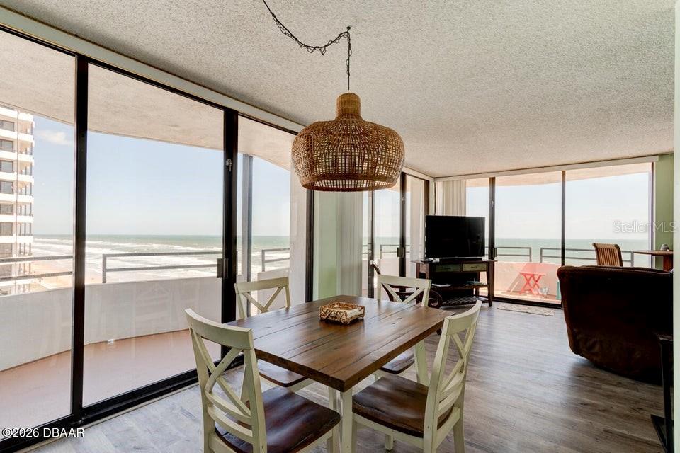 Image 6 of 41 For 2828 Atlantic Avenue 701