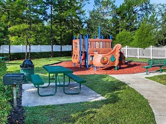 Image 3 of 9 For 2770 Coastal Bay Drive N 3-206