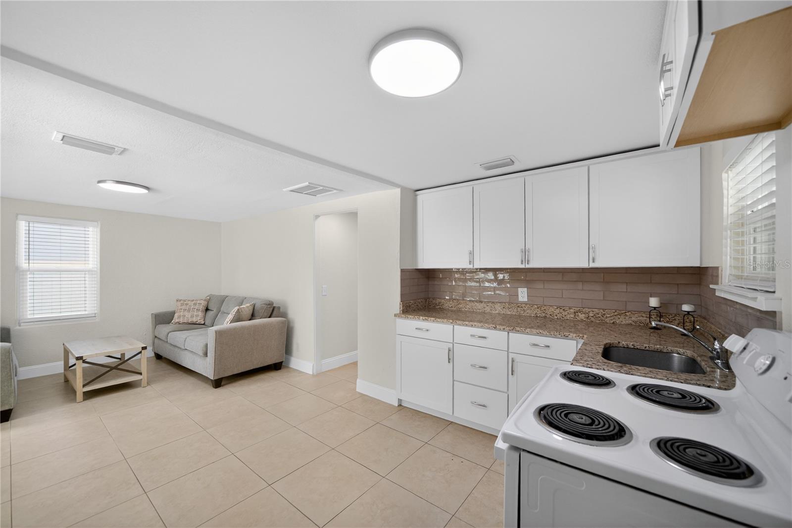 Image 10 of 30 For 2280 Norwell Avenue