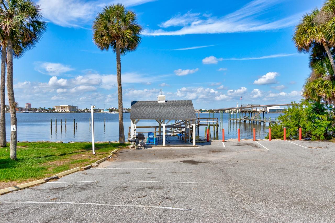 Image 3 of 16 For 900 Peninsula Drive 108