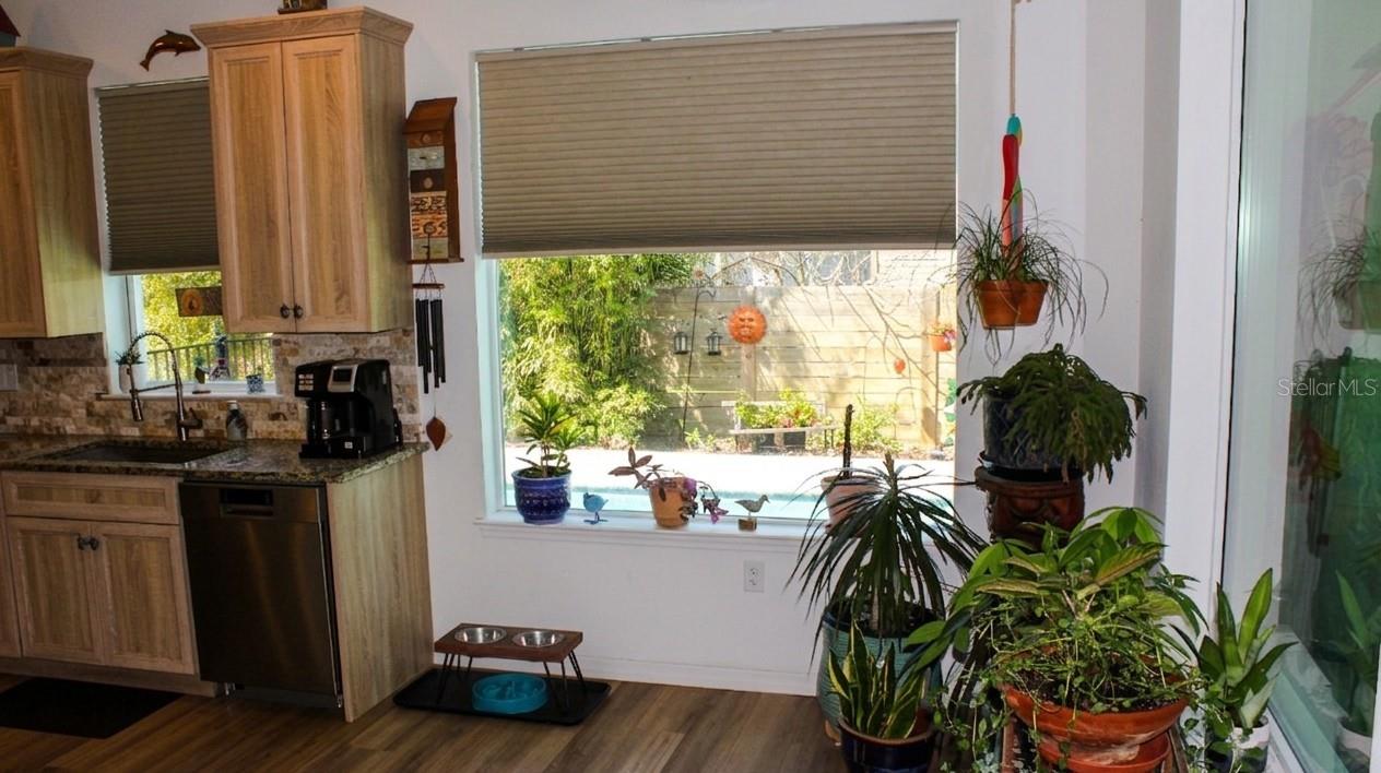 Image 5 of 19 For 4 Ulmacea Place