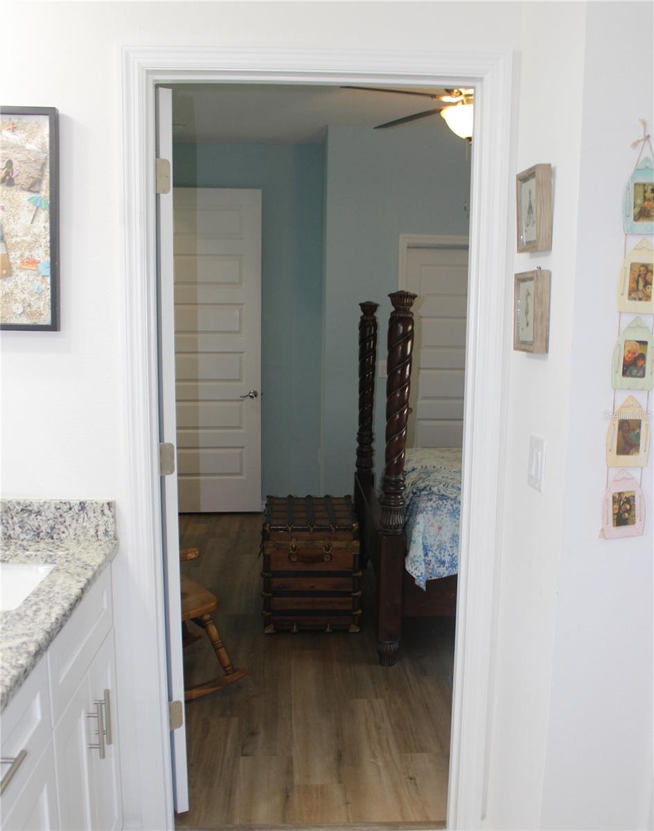 Image 7 of 19 For 4 Ulmacea Place