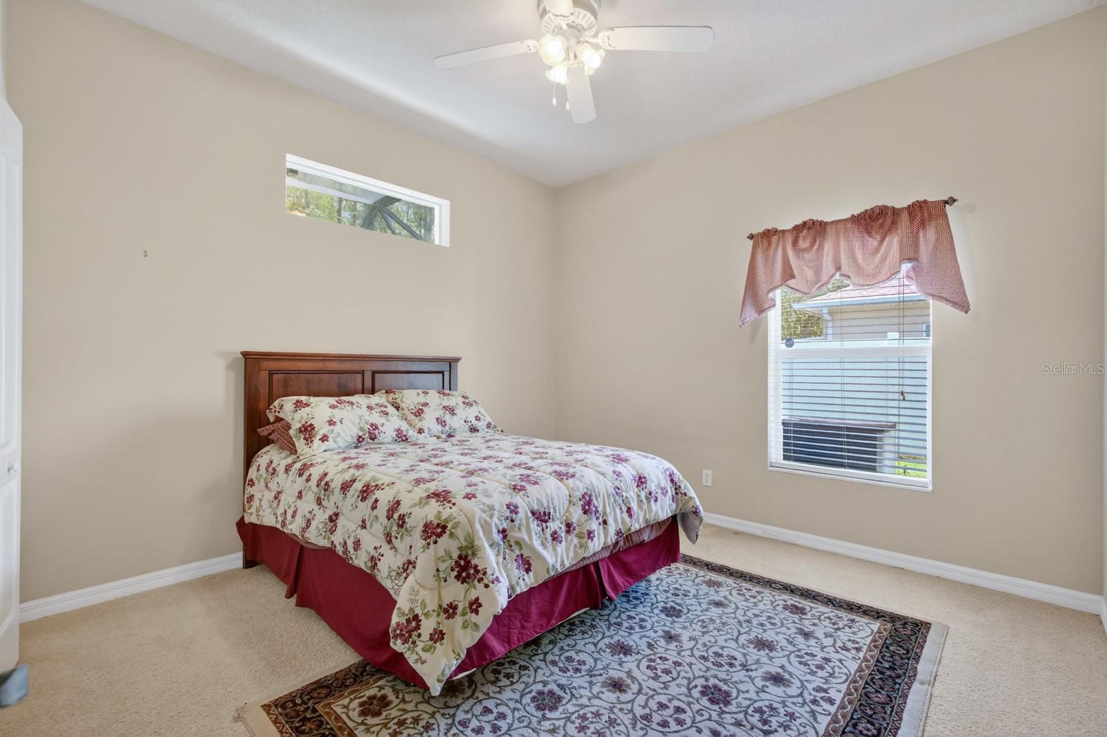 Image 16 of 46 For 5458 Saint Regis Way