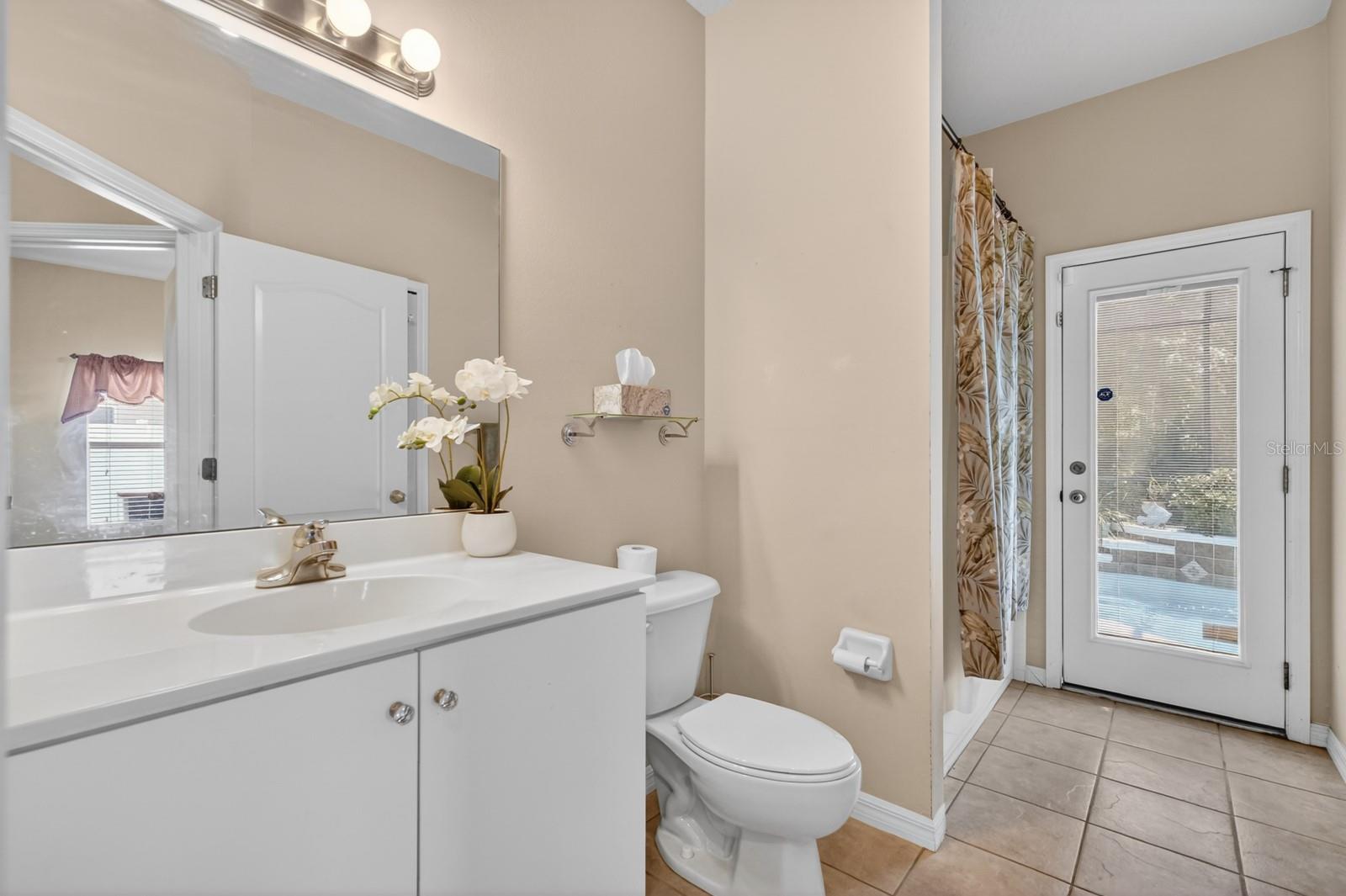 Image 17 of 46 For 5458 Saint Regis Way