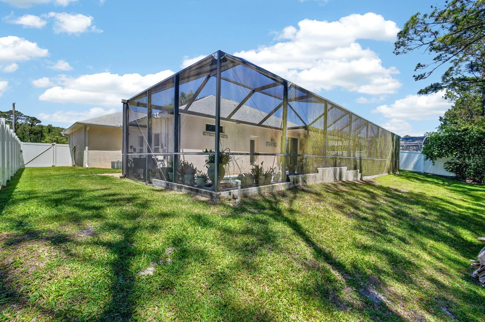 Image 26 of 46 For 5458 Saint Regis Way