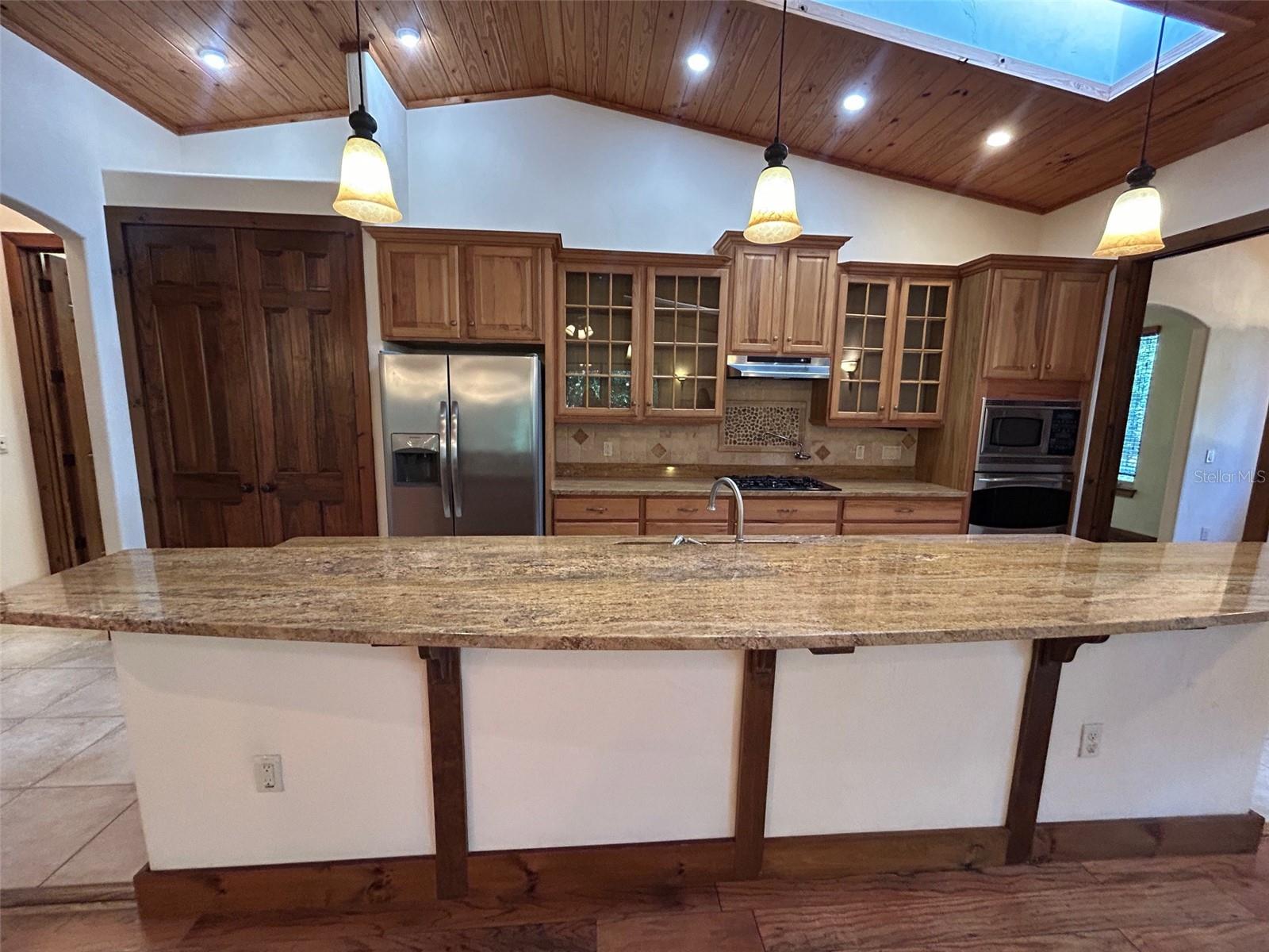 Image 28 of 49 For 250 Garden Street