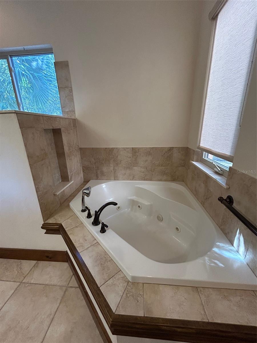 Image 39 of 49 For 250 Garden Street