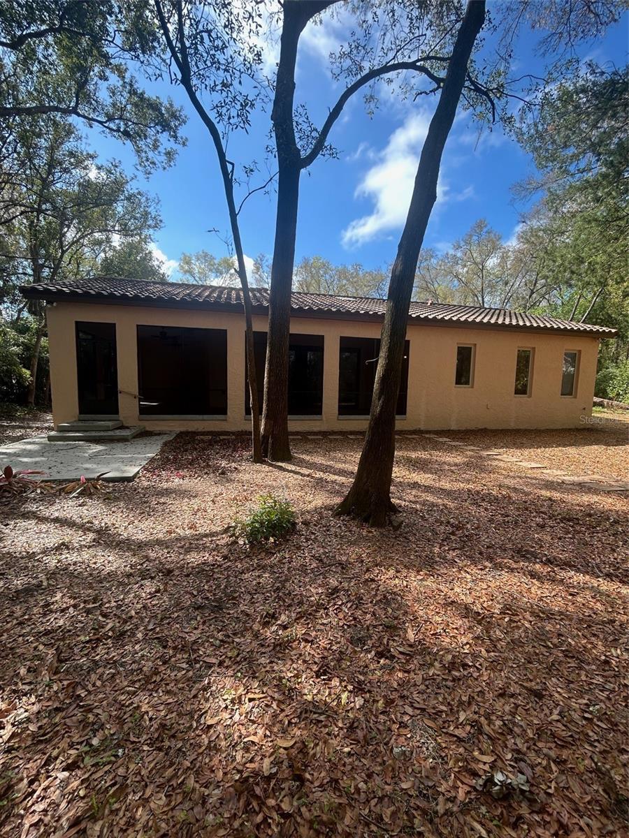 Image 8 of 49 For 250 Garden Street