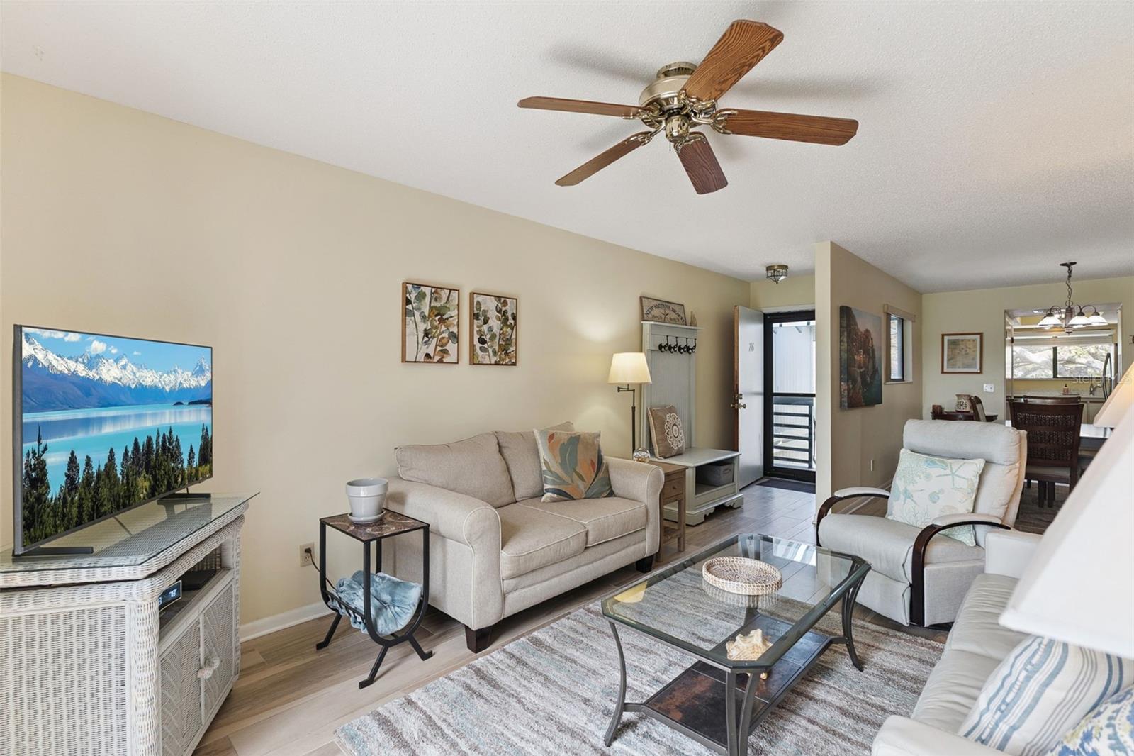Image 5 of 47 For 4405 Sea Mist Drive 216