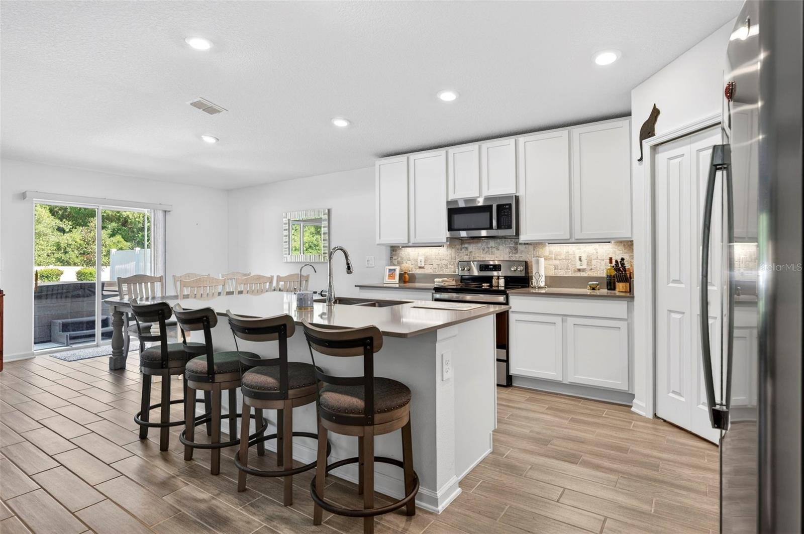 Image 10 of 52 For 1018 Peach Creek Drive