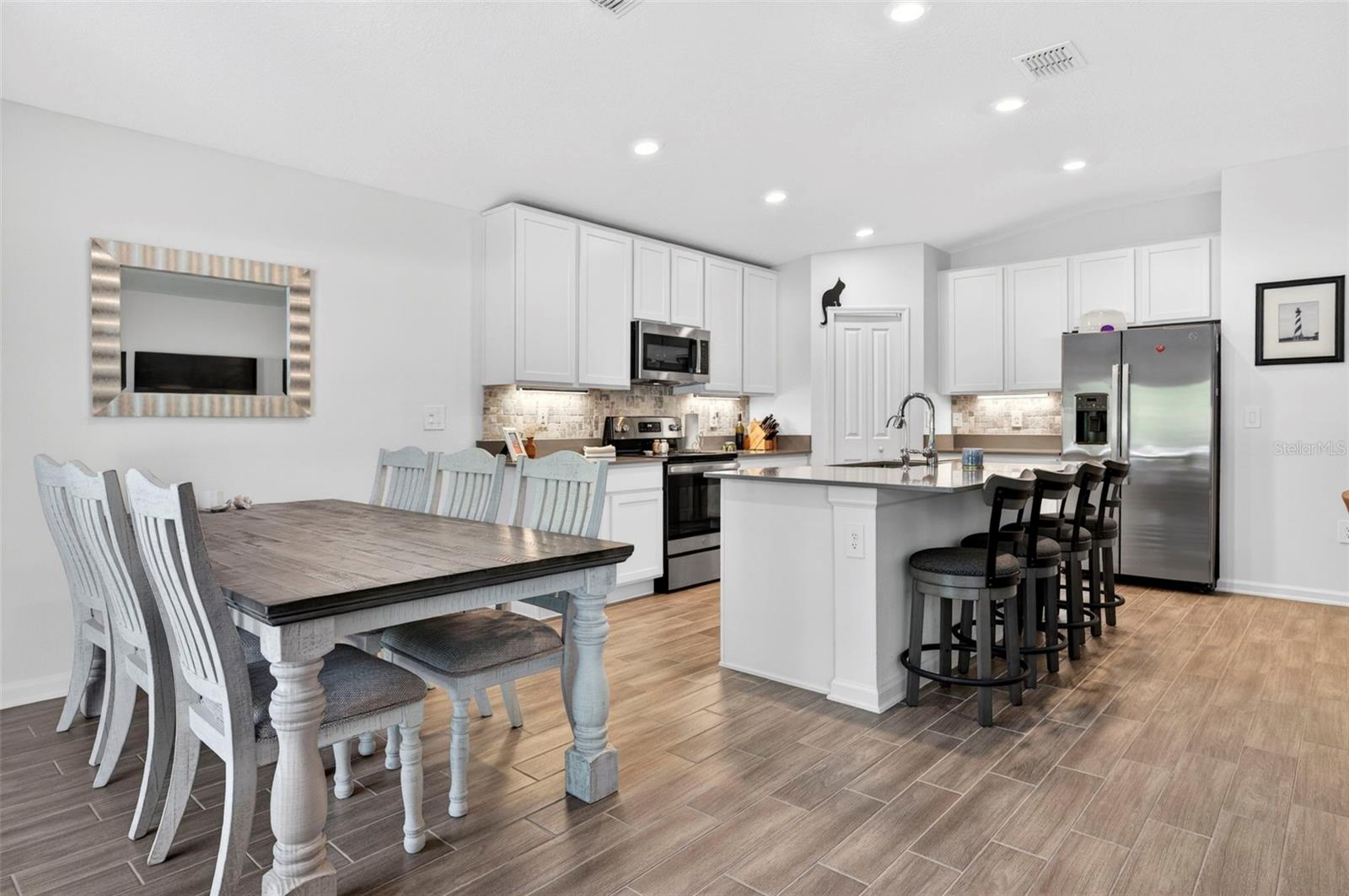 Image 19 of 52 For 1018 Peach Creek Drive