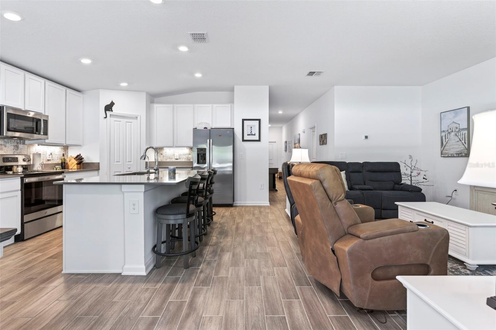 Image 21 of 52 For 1018 Peach Creek Drive