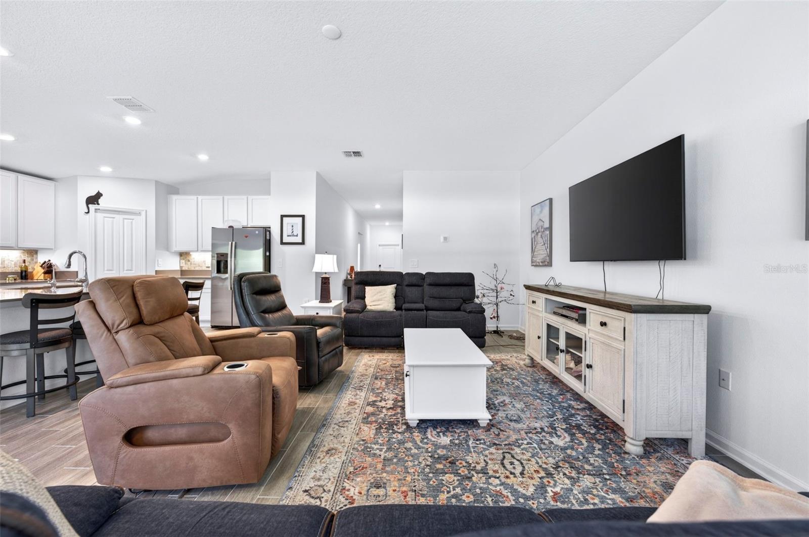 Image 22 of 52 For 1018 Peach Creek Drive