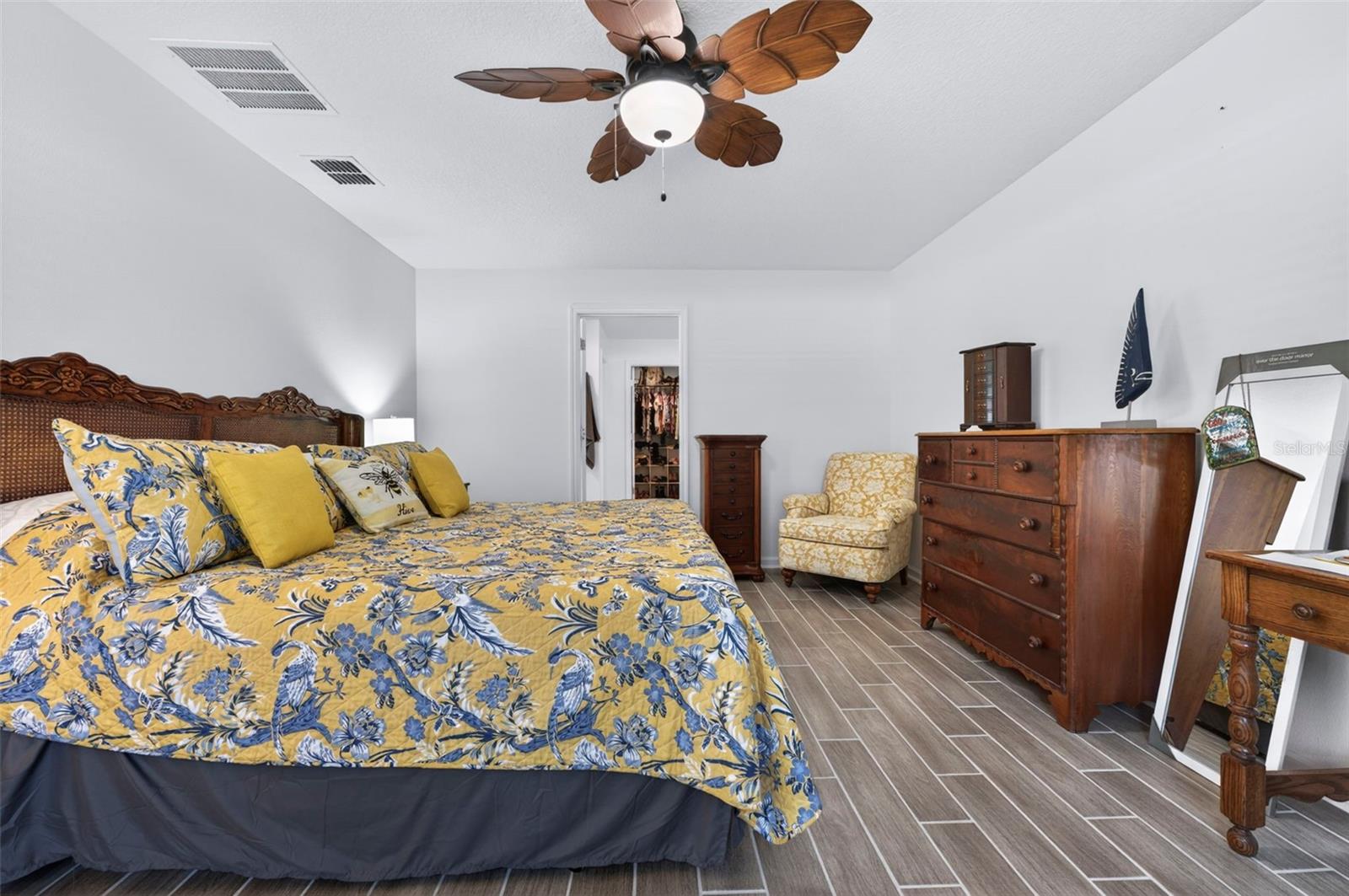 Image 26 of 52 For 1018 Peach Creek Drive