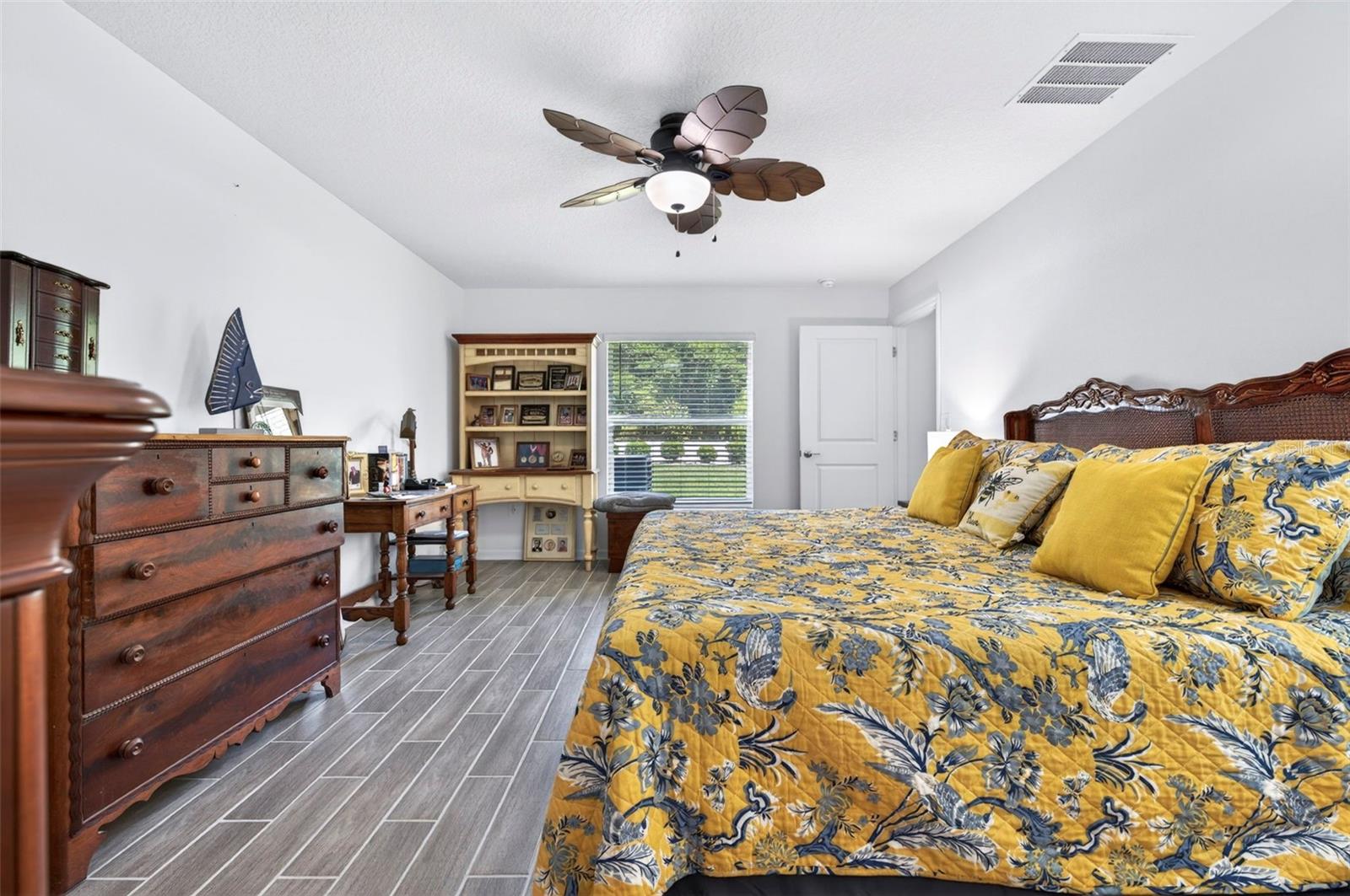 Image 28 of 52 For 1018 Peach Creek Drive