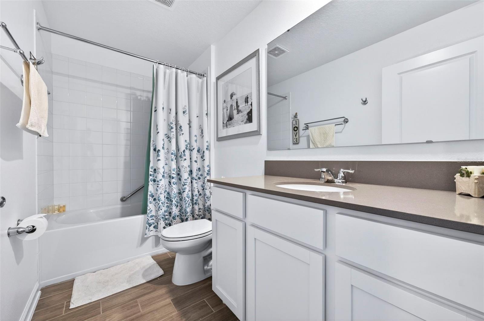 Image 36 of 52 For 1018 Peach Creek Drive