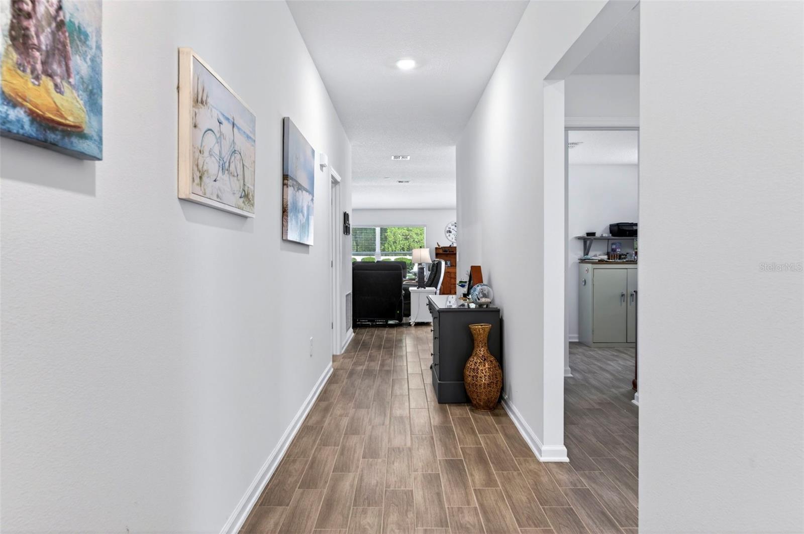 Image 7 of 52 For 1018 Peach Creek Drive