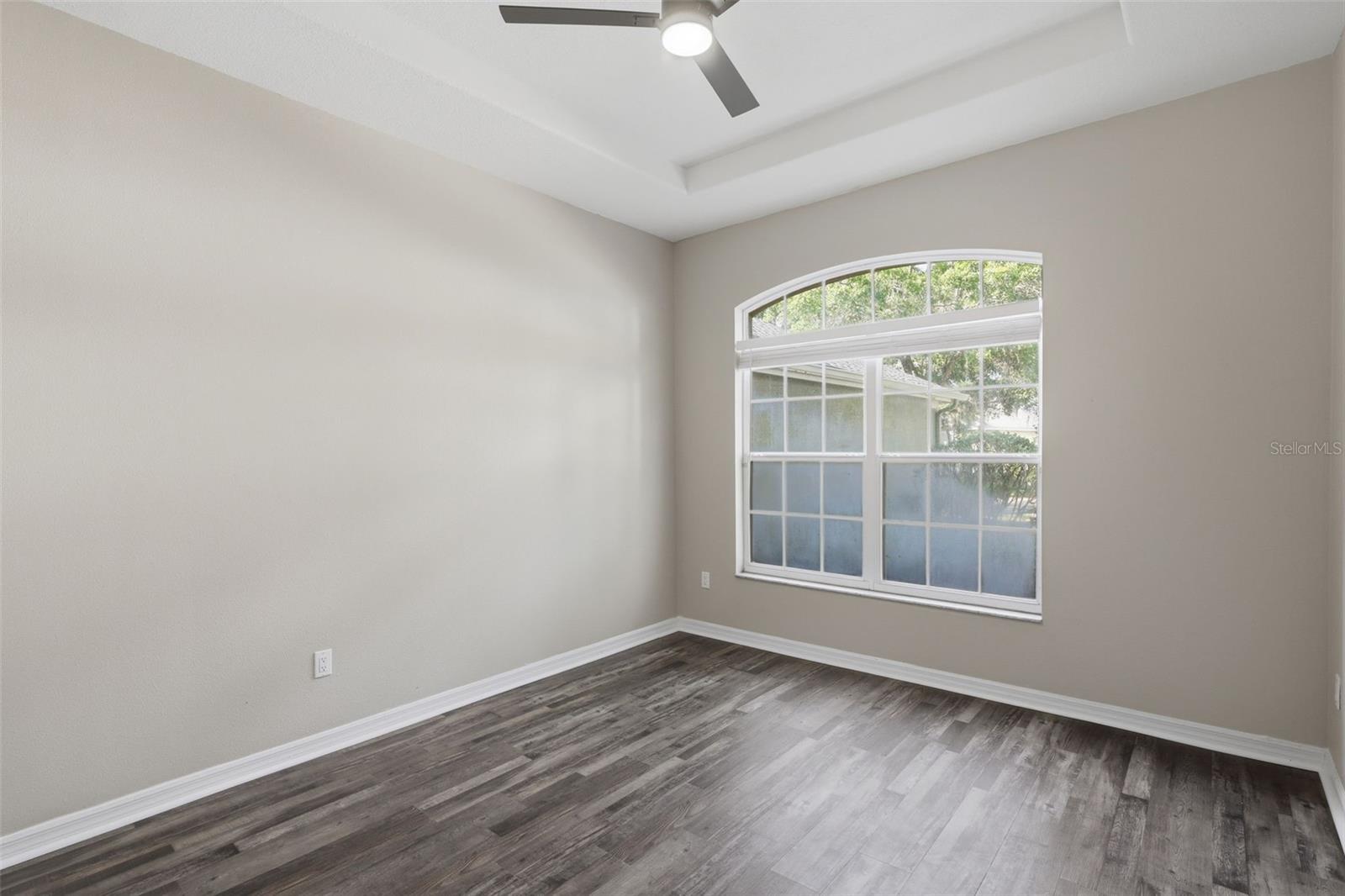 Image 11 of 61 For 1545 Cherry Ridge Drive