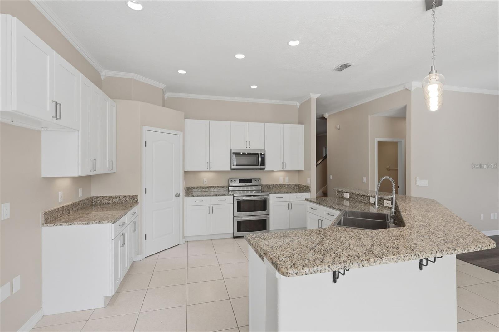 Image 16 of 61 For 1545 Cherry Ridge Drive