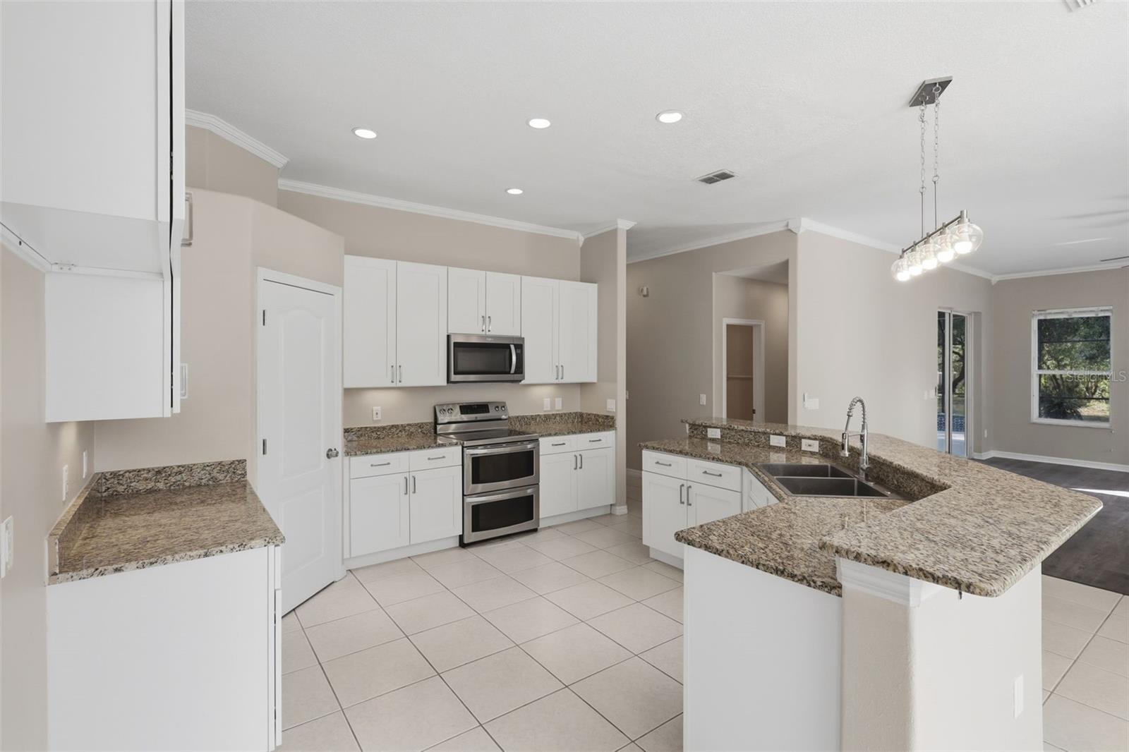 Image 23 of 61 For 1545 Cherry Ridge Drive