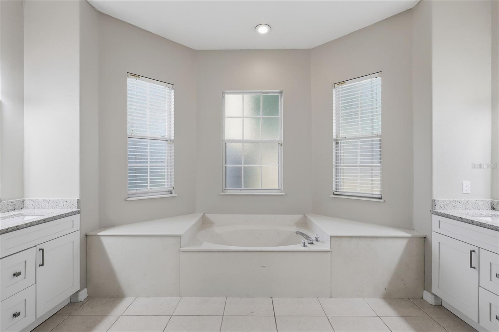 Image 36 of 61 For 1545 Cherry Ridge Drive